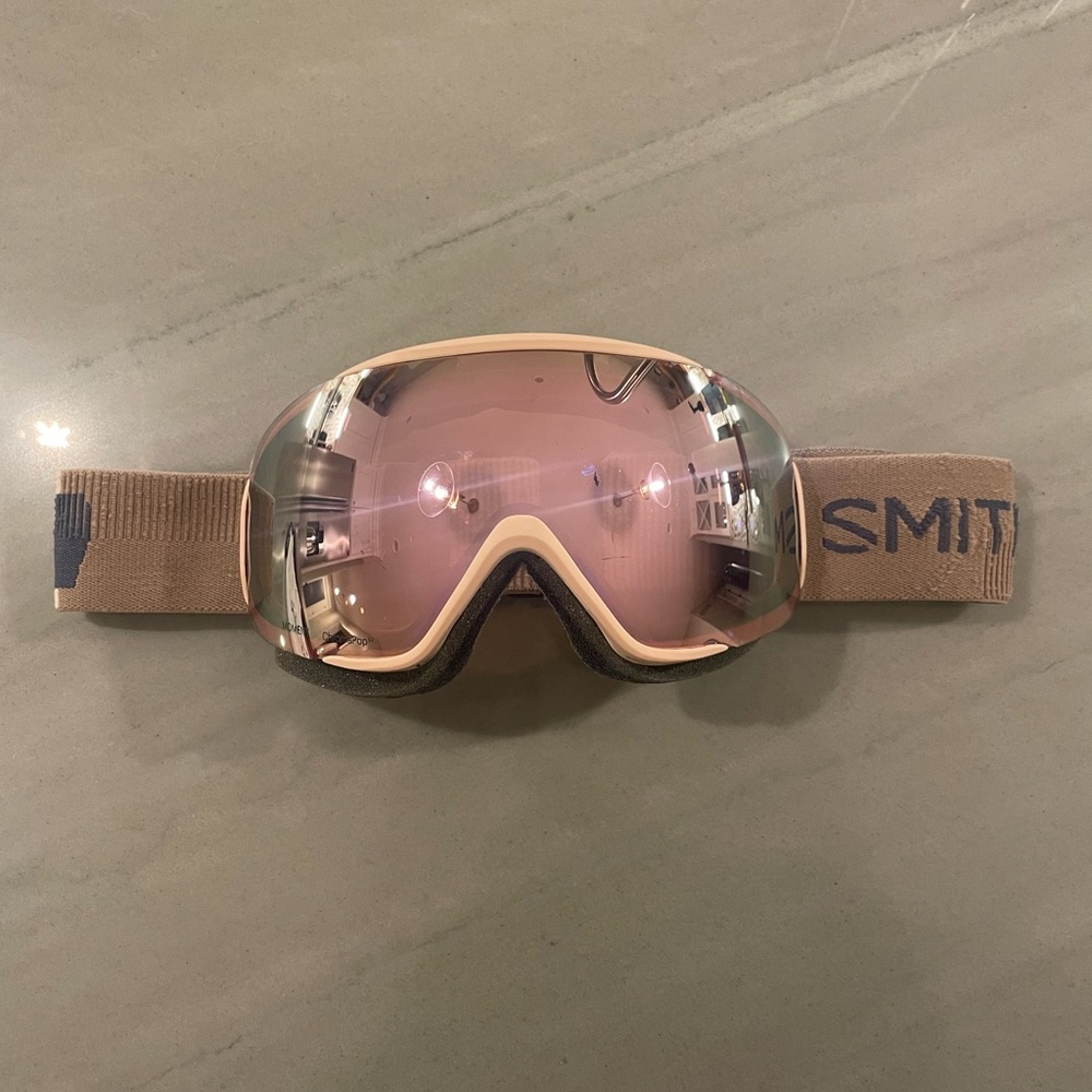 Smith Landscape Collection Women’s Ski Goggles